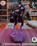 Sculptor's render of the painted design (kit ships unpainted): front view of the ponytailed soldier with the stern face, gripping the giant cannon at her hip on the cracked rock base